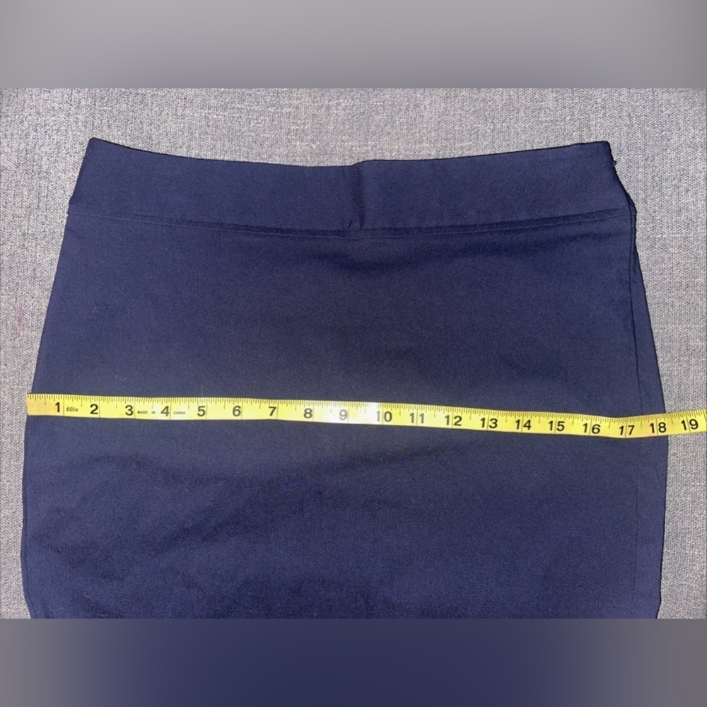 NWT THE LIMITED Women’s Exact Stretch Blue Pencil Skirt Sz 6 Business Stretch - Picture 4 of 8